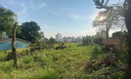 Terreno à venda na Mato Grosso, 77 E, Jardim Itália, Chapecó por R$ 2.800.000