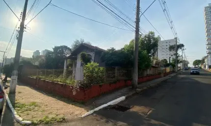 Terreno à venda na Mato Grosso Esq. Marechal Floriano Peixoto, S/N, Jardim Itália, Chapecó por R$ 3.750.000