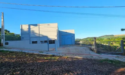 Barracão / Galpão / Depósito para alugar na Celso Bolis, 345, Trevo, Chapecó por R$ 12.500