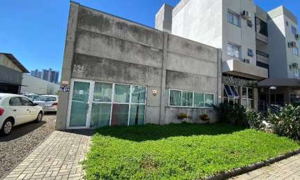 Sala comercial para alugar na Sady de Marco, 64, Jardim Itália, Chapecó por R$ 8.000