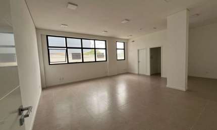 Sala comercial para alugar na Avenida Nereu Ramos - D, 835, Centro, Chapecó por R$ 3.000