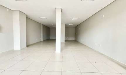Sala comercial para alugar na Rua Guaporé - D, 245, Centro, Chapecó por R$ 4.560