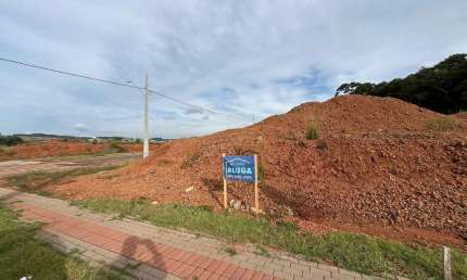 Terreno comercial para alugar na Rua Maria Lucia Pompermayer, Bom Retiro, Chapecó por R$ 1.140