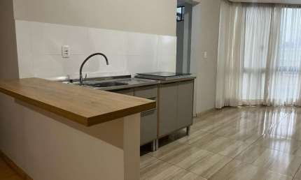 Apartamento com 2 quartos para alugar na Avenida Fernando Machado - E, 310, Centro, Chapecó por R$ 3.409