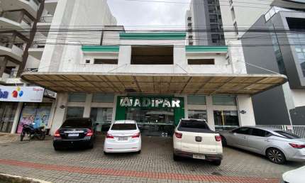 Sala comercial à venda na São João, 91, Centro, Chapecó por R$ 10.650.000