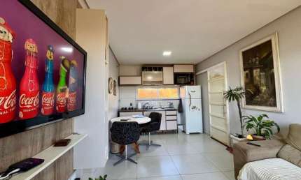 Casa com 2 quartos à venda na Altinir Festugatto, 42, Araras, Chapecó por R$ 325.000