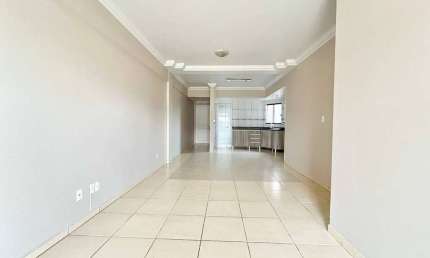 Apartamento com 3 quartos para alugar na Equador - D, 790, Líder, Chapecó por R$ 2.275