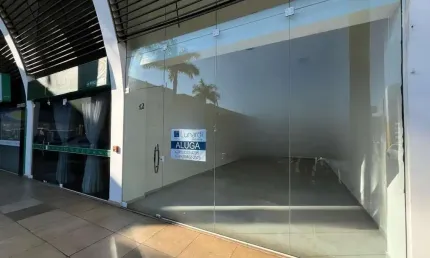 Sala comercial para alugar na Avenida Fernando Machado - E, 1294, Universitário, Chapecó por R$ 4.445