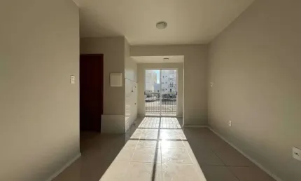 Apartamento com 2 quartos para alugar na regina matiello tauffer, 37, desbravador, chapecó por r$ 1.250