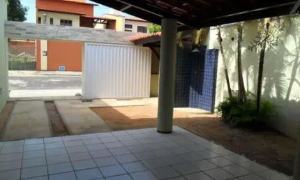 Casa com 3 quartos à venda na Rua Doutor Itamar Espíndola, Sapiranga, Fortaleza, 127 m2 por R$ 420.000