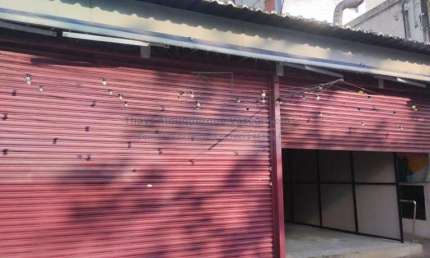 Loja comercial com Mezanino -Locação 22 mil + IPTU - 583 m² - Embaré em Santos - Amplo espaço - bem localizado