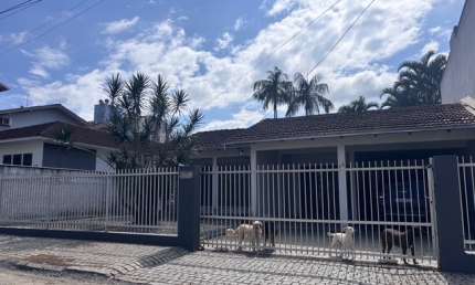VENDO CASA NO COSTA E SILVA OTIMA LOCALIZAÇÃO E BOM PREÇO 