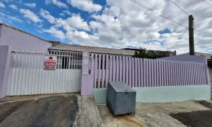 Casa com 3 quartos para alugar na Rua Bernado Lemos, 112, Costeira, Araucária
