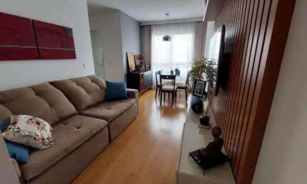Jardim Ubirajara: Apartamento com 48 m² com 2 dormitórios, garagem.