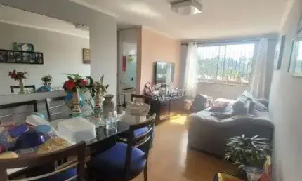 Apartamento à venda com 60m² e 2 quartos. Jardim Umuarama, SP.
