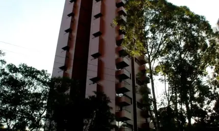 Duplex à Venda na Av. Dr. Guilherme Dumond Villares, 2308