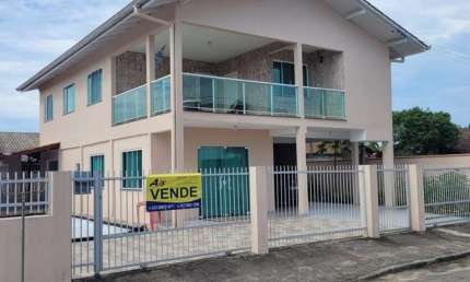Sobrado para Venda em Balneário Barra do Sul, Costeira, 6 dormitórios, 2 suítes, 5 banheiros, 2 vagas