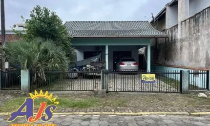 Casa para Venda em Balneário Barra do Sul, Centro, 2 dormitórios, 1 banheiro, 2 vagas