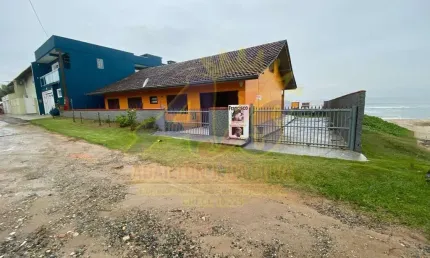 Casa para Venda em Balneário Barra do Sul, Salinas, 3 dormitórios, 1 suíte, 2 banheiros, 1 vaga