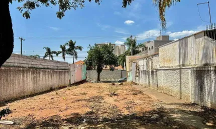 Terreno à venda na Vila Claudia, Limeira 