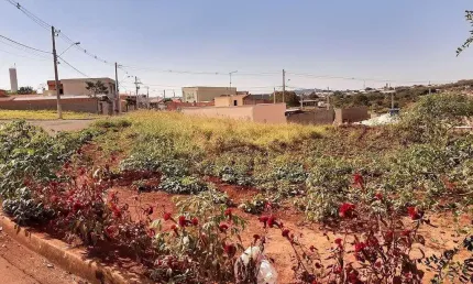 Terreno à venda no Jardim Alvorada, Iracemápolis 