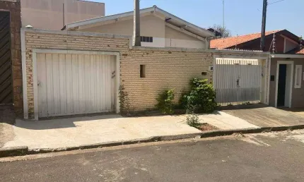 Casa comercial à venda no Jardim São Paulo, Limeira 