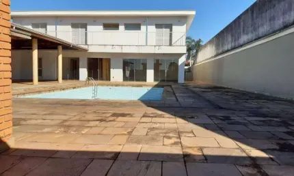 Casa com 5 quartos à venda na Vila Claudia, Limeira 