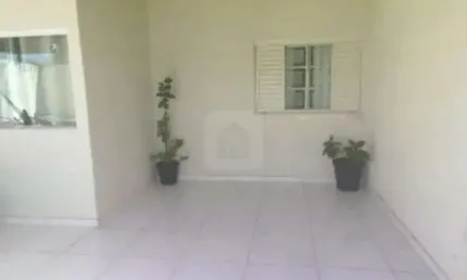 Casa em condomínio fechado com 3 quartos à venda no Jardim Holanda, Uberlândia 