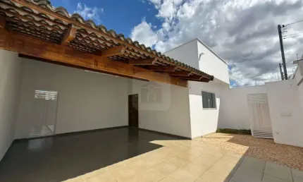 Casa com 3 quartos à venda em Granada, Uberlândia 
