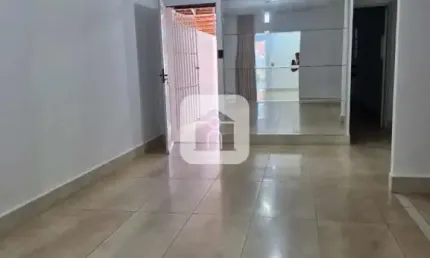 Casa com 3 quartos à venda no Jardim Califórnia, Uberlândia 