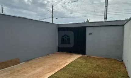 Casa com 2 quartos à venda no Shopping Park, Uberlândia 