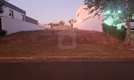 Terreno em condomínio fechado à venda em Gávea Sul, Uberlândia 
