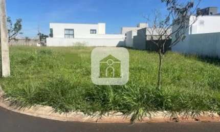 Terreno em condomínio fechado à venda no Novo Mundo, Uberlândia 