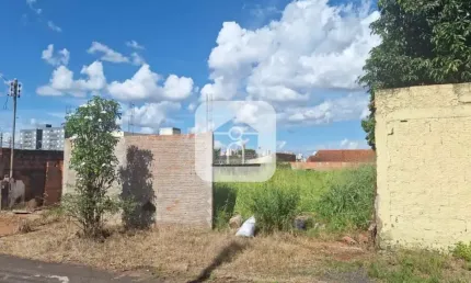 Terreno à venda no Tubalina, Uberlândia 