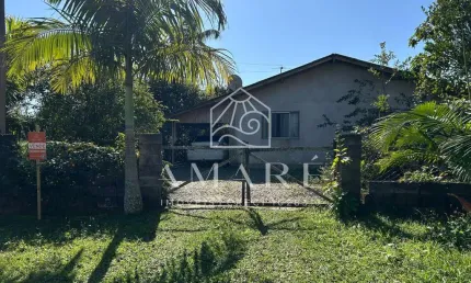 Casa com 3 quartos à venda na Praia do Ervino, São Francisco do Sul  por R$ 190.000