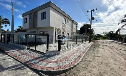 Casa com 3 quartos à venda na Praia do Ervino, São Francisco do Sul , 81 m2 por R$ 425.000