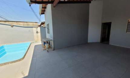 Casa para Venda em Goiânia, Residencial Eli Forte, 3 dormitórios, 1 suíte, 2 banheiros, 4 vagas