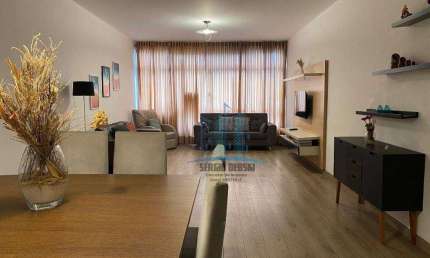 Localização privilegiada deste amplo apartamento no Gonzaga, Santos. 3 dormitórios.(suíte), vaga demarcada.