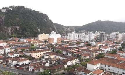 Apartamento para venda, varanda, andar alto e vista livre. Bairro José Menino, Santos-SP.