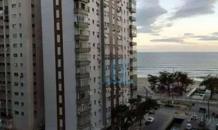 Vende-se lindo apartamento, vista mar, 4 quartos, Boqueirão, Santos-SP. De frente, venda porteira fechada.