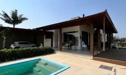 Casa com 3 quartos à venda no linha batista, criciúma , 180 m2 por r$ 749.000