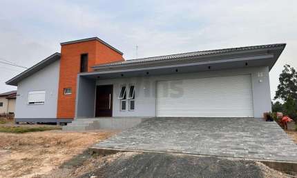 Casa com 3 quartos à venda no Ronco D'água, Içara  por R$ 550.000