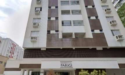 Apartamento 3 dormitórios 1 suíte e 2 garagens Centro