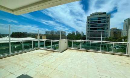 Cobertura Perfeita no Recreio! 3 qts Duplex com Varandão e Terraço em Condominio com Infra Total e Ótimo custo x benefício