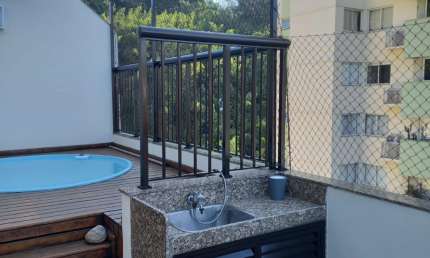Cobertura com  piscina e  vista para o Cristo Redentor !!!