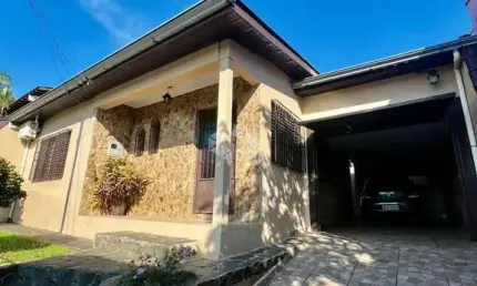 Casa com 2 quartos à venda na Rua Jovelino de Souza, 375, Bela Vista, Alvorada