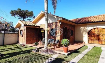Casa com 3 quartos à venda na Rua Jaguarão, Laranjal, Pelotas