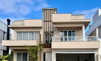 Casa em condomínio fechado com 3 quartos à venda na Avenida Adolfo Fetter, Laranjal, Pelotas