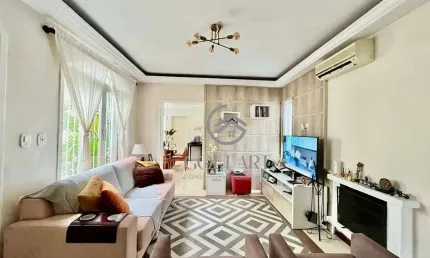 Casa com 3 quartos à venda na Rua Padre Felício, Centro, Pelotas
