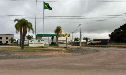 Vende lote em condomínio industrial para Galpões, Fazenda Rio Grande.